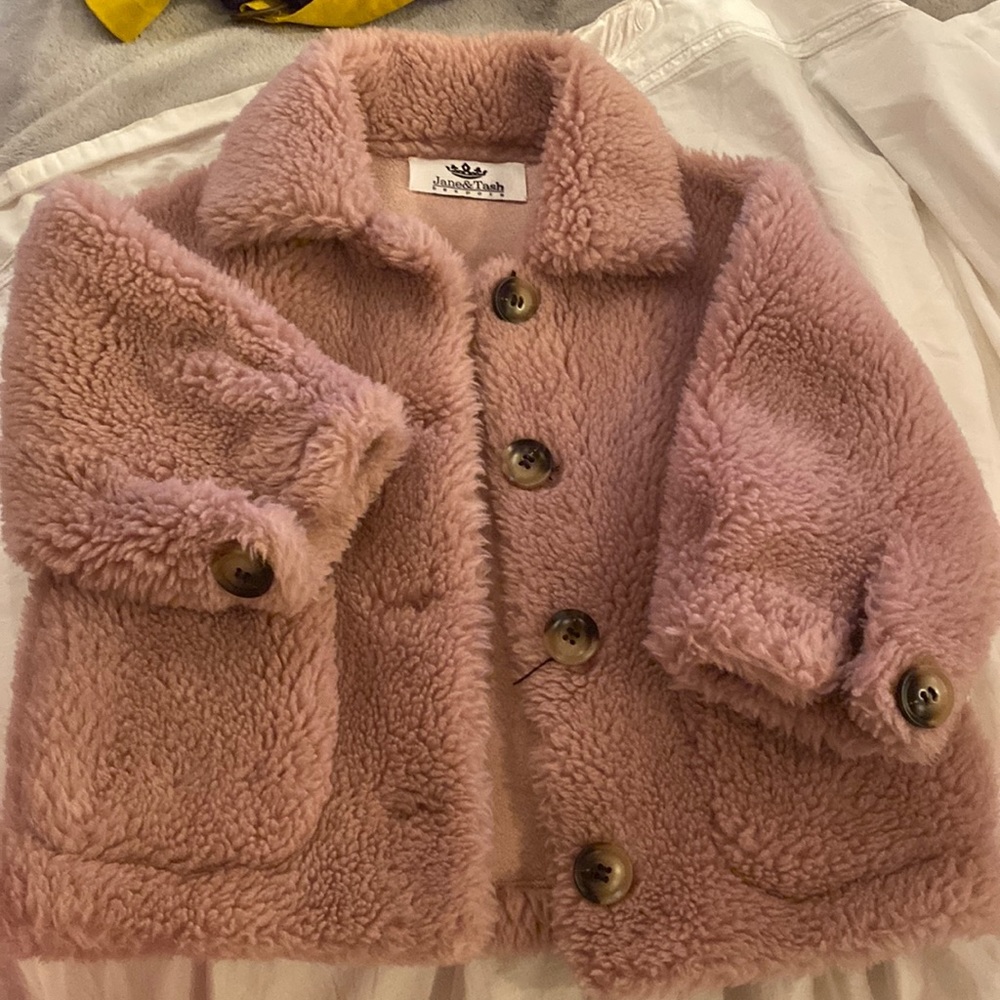 Jane & Tash 100% shearling coat size 4-6.  excellent condition